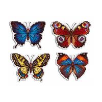 Набор для вышивания на пластиковой канве "Яркие бабочки" (60х90 мм)