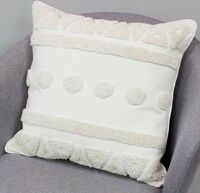 Наволочка декоративная "Tufted" (45х45 см; белый, бежевый)