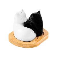 Набор для специй на деревянной подставке "Кошки черно-белые" (11х9х7 см)