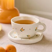 Чашка с блюдцем "Милые цветочки"