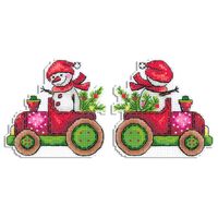 Набор для вышивания на пластиковой канве "Снежный курьер" (90х90 мм)